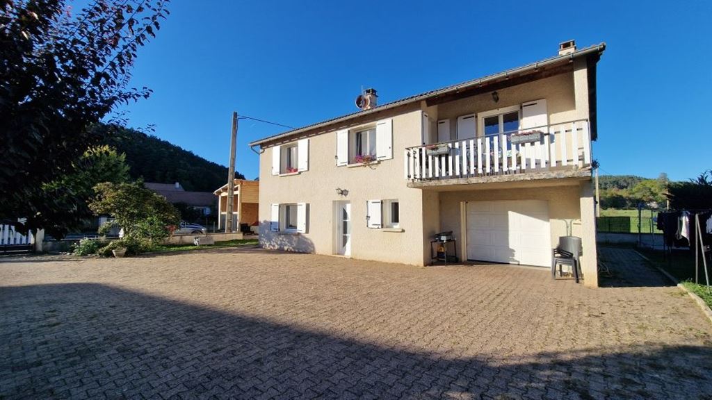 Maison ST GERMAIN LAPRADE 219000€ TEMPERE IMMOBILIER Maison ST GERMAIN LAPRADE 219000€ TEMPERE IMMOBILIER