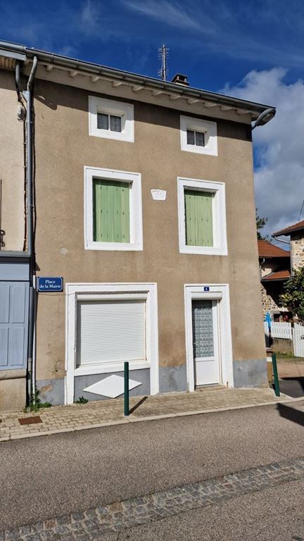 Maison de village LANTRIAC 71000€ TEMPERE IMMOBILIER Maison de village LANTRIAC 71000€ TEMPERE IMMOBILIER